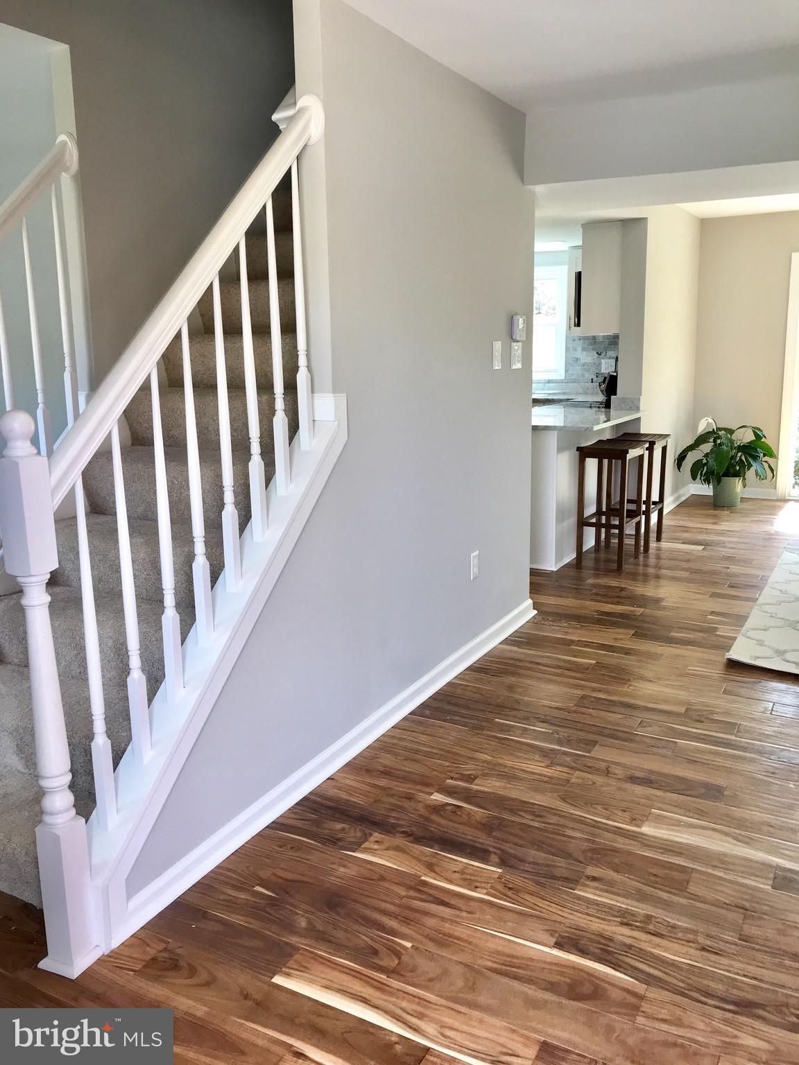 STRAWBERRY HILL EST SUB - Residential