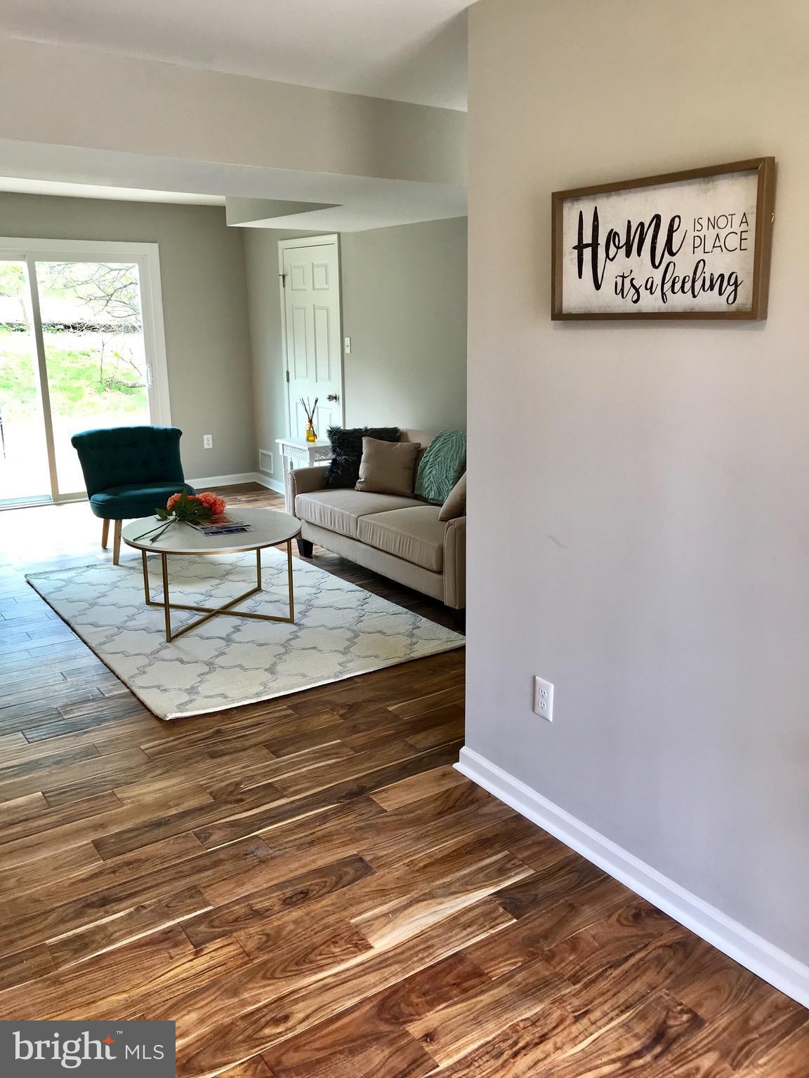 STRAWBERRY HILL EST SUB - Residential