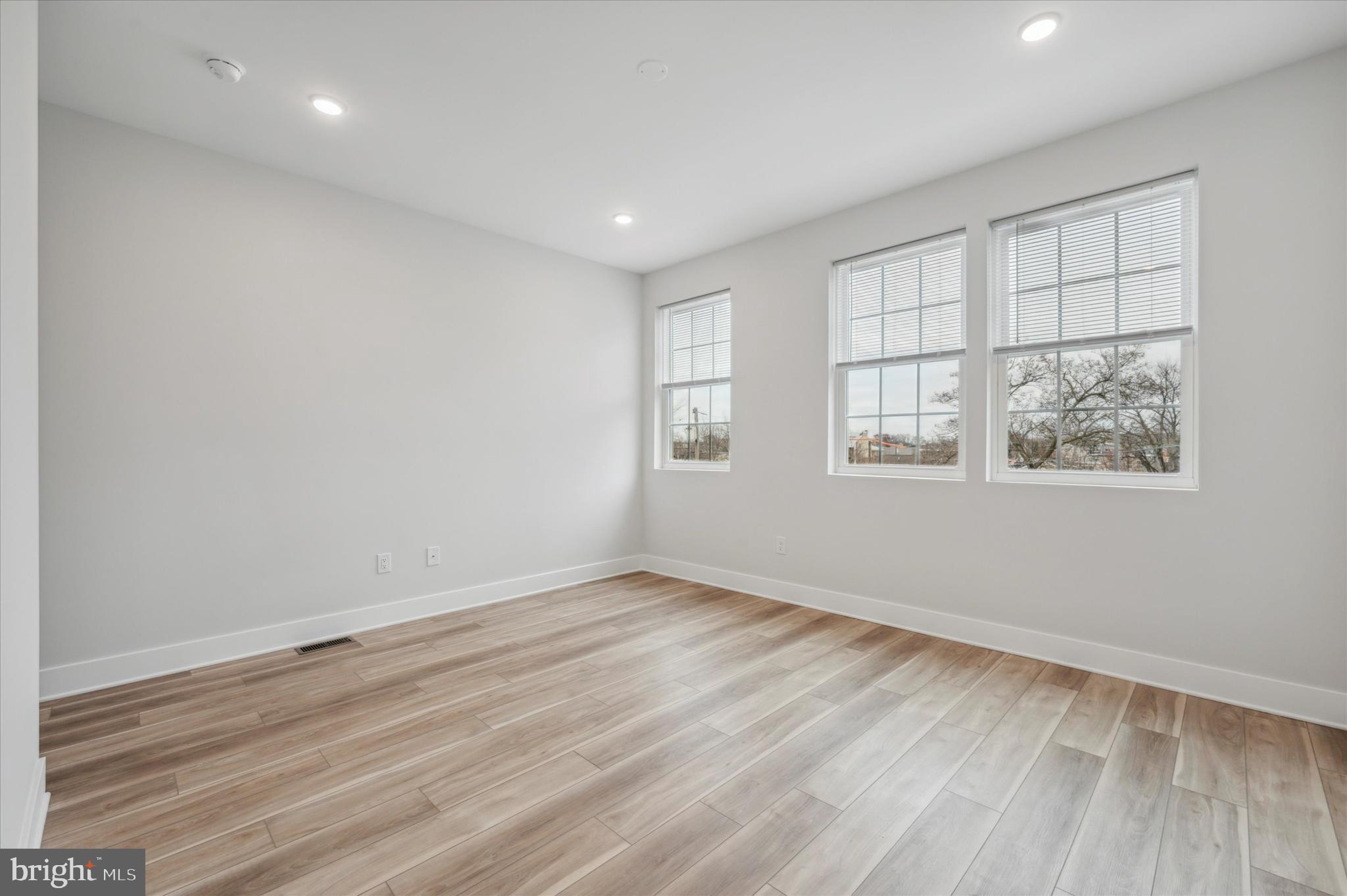 MANTUA - Residential Income