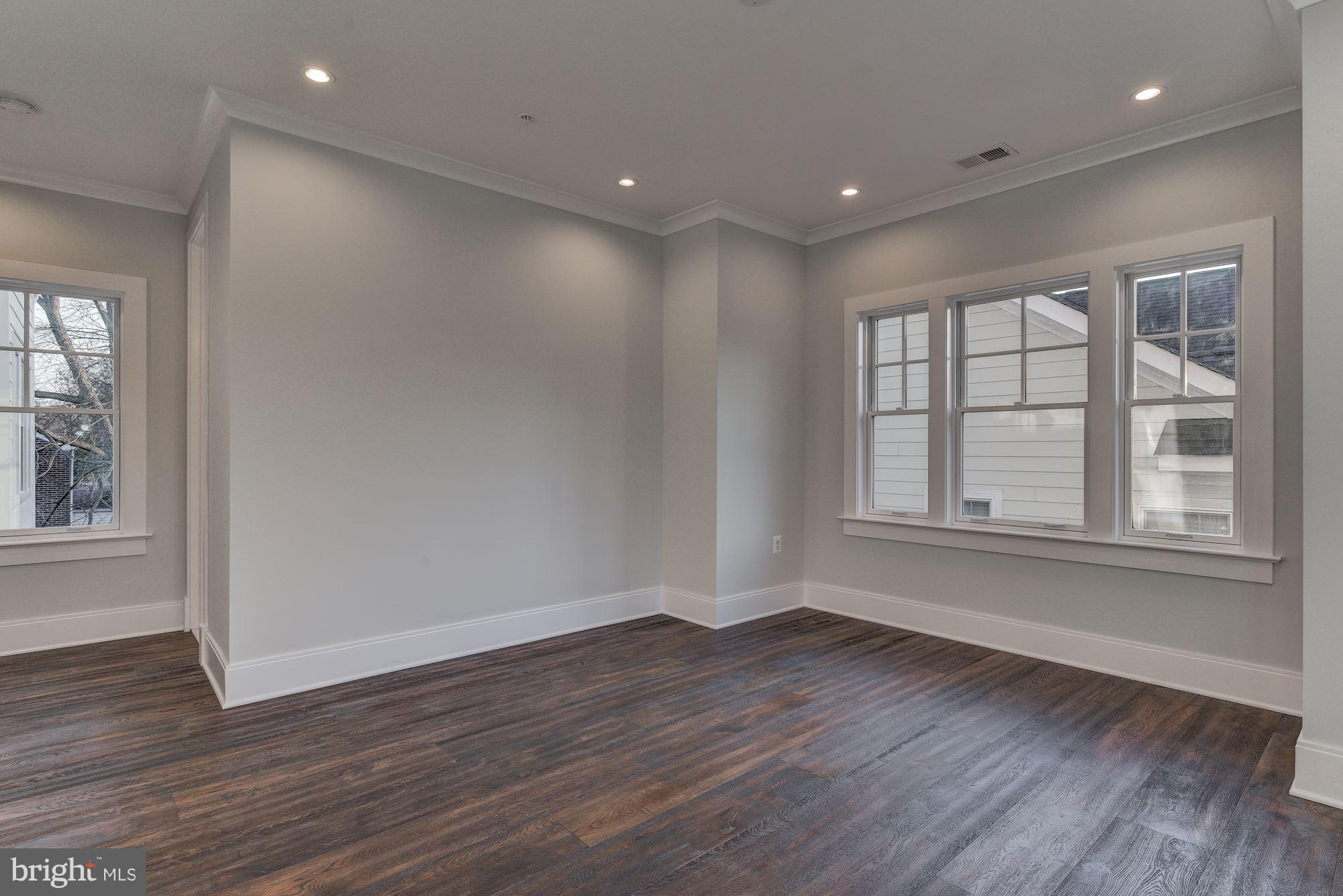 GREENACRES - Residential