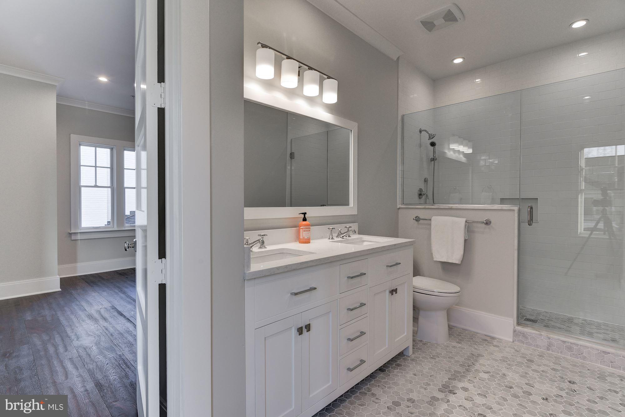 GREENACRES - Residential