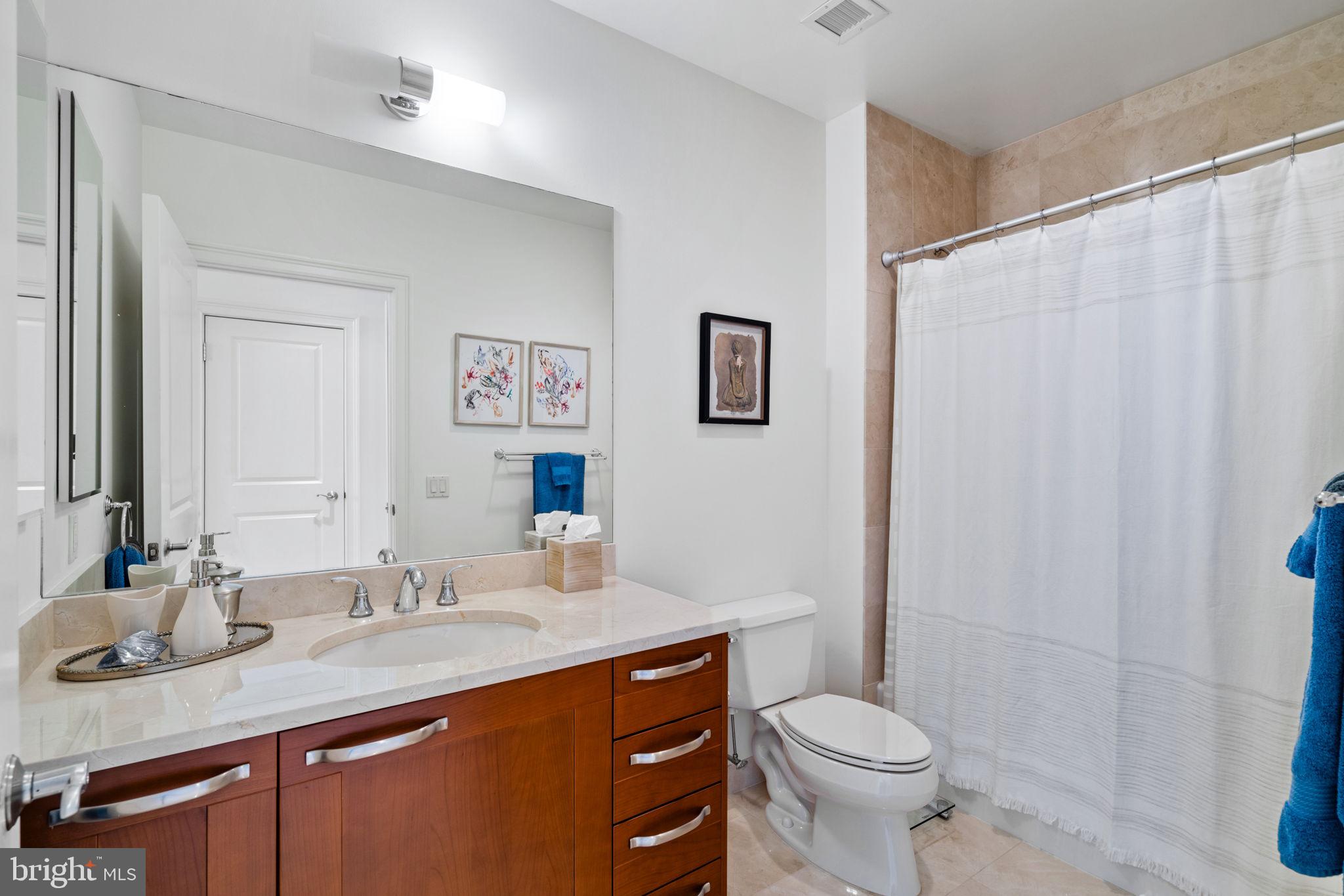 CENTER CITY - Residential