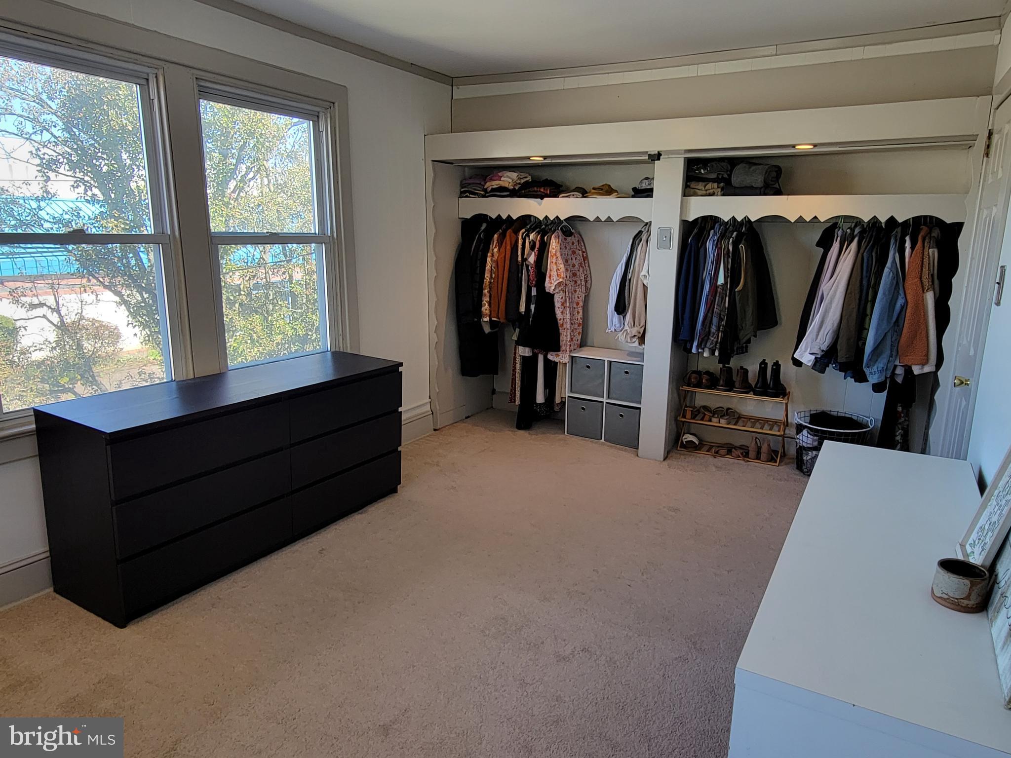 GLENSIDE - Residential