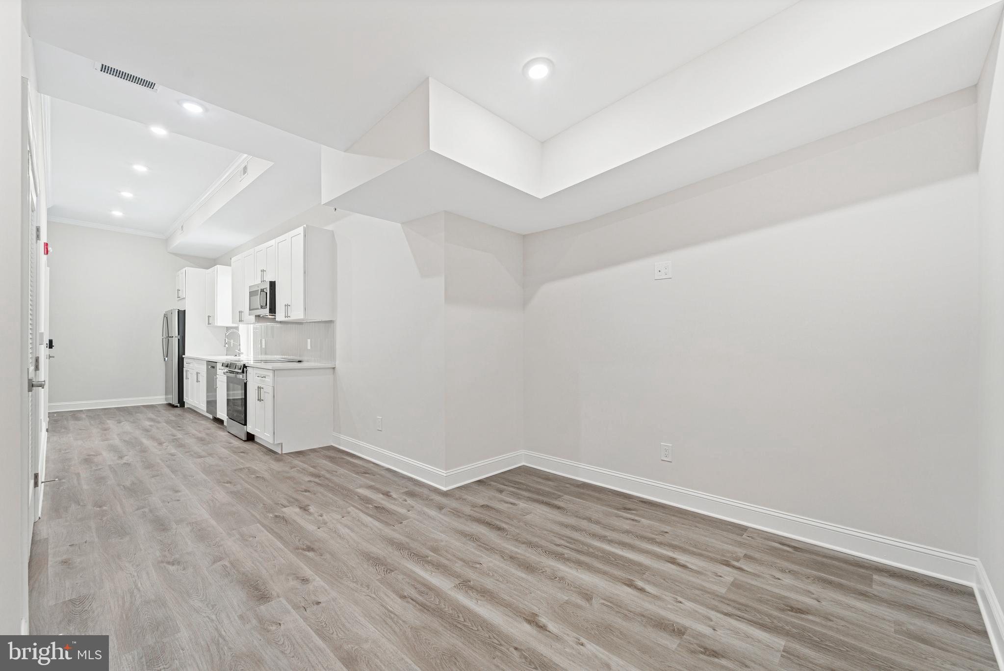 SHARSWOOD - Residential Lease