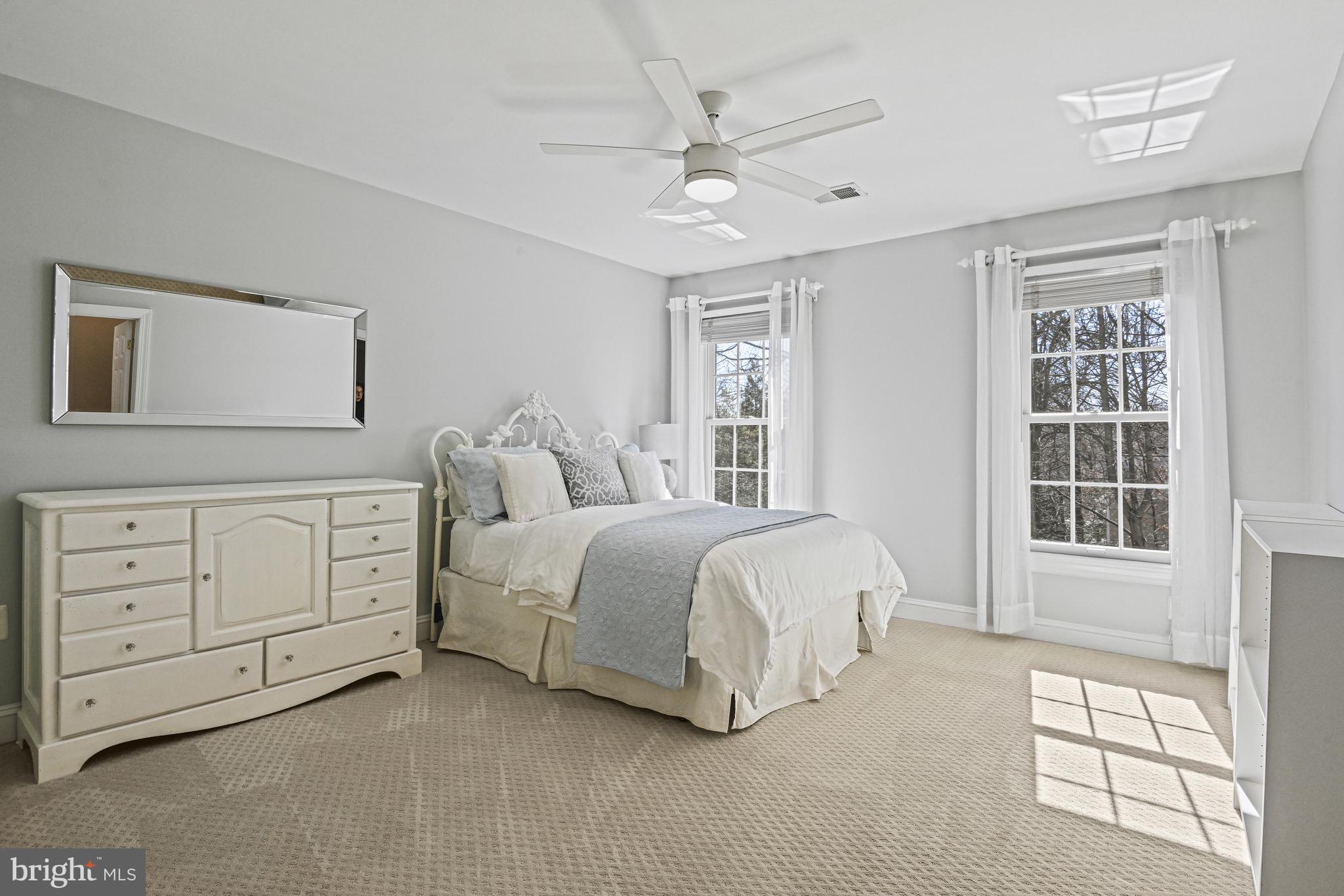 RESTON - Residential