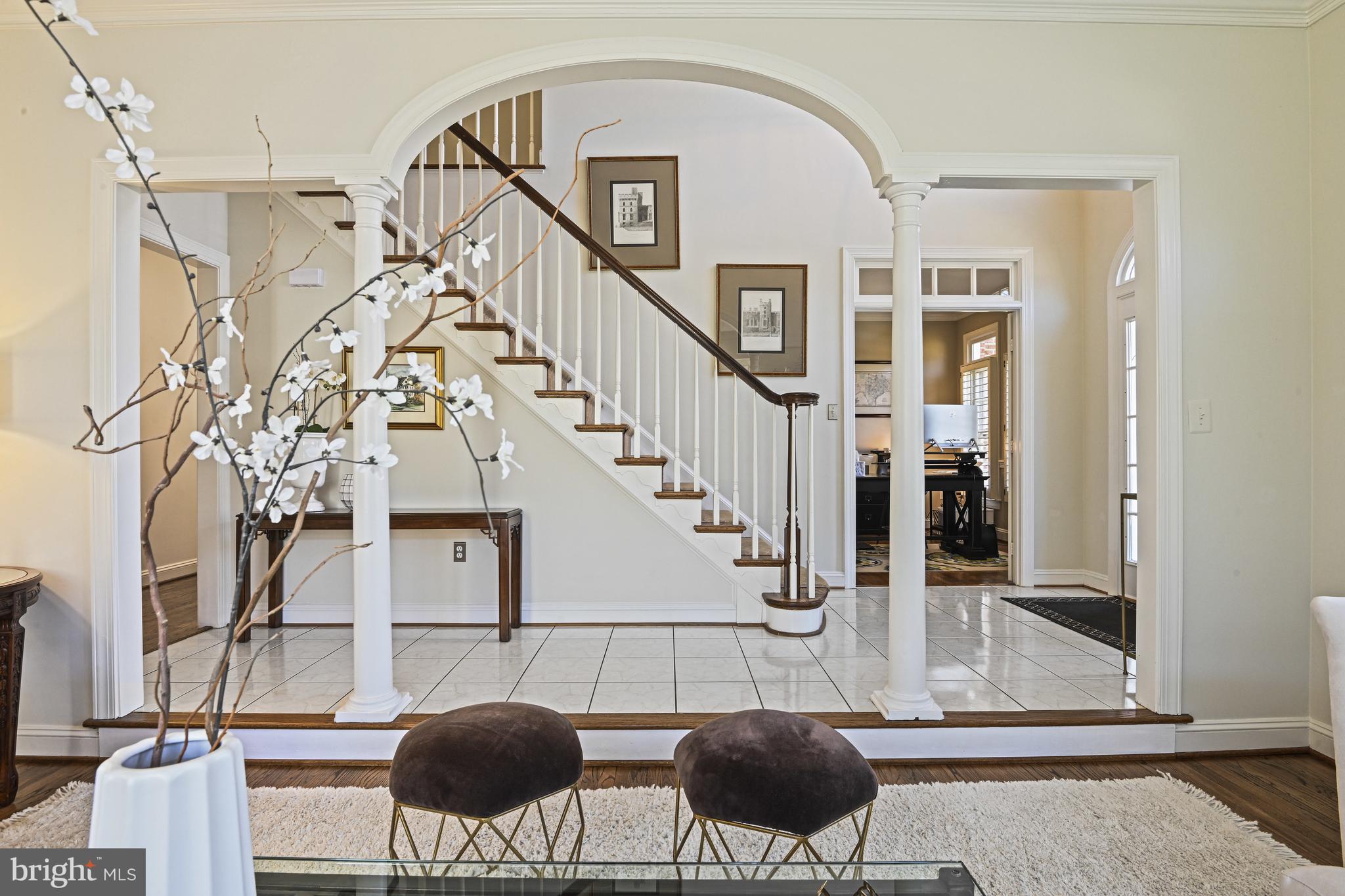 RESTON - Residential