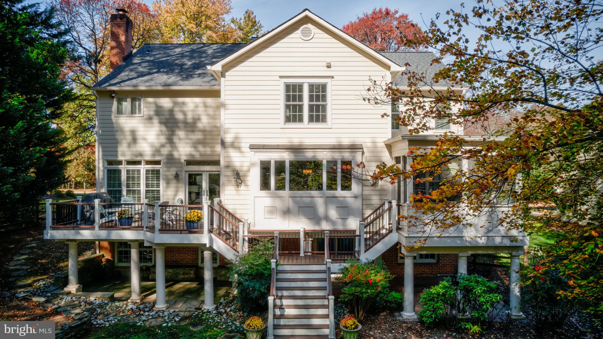 RESTON - Residential