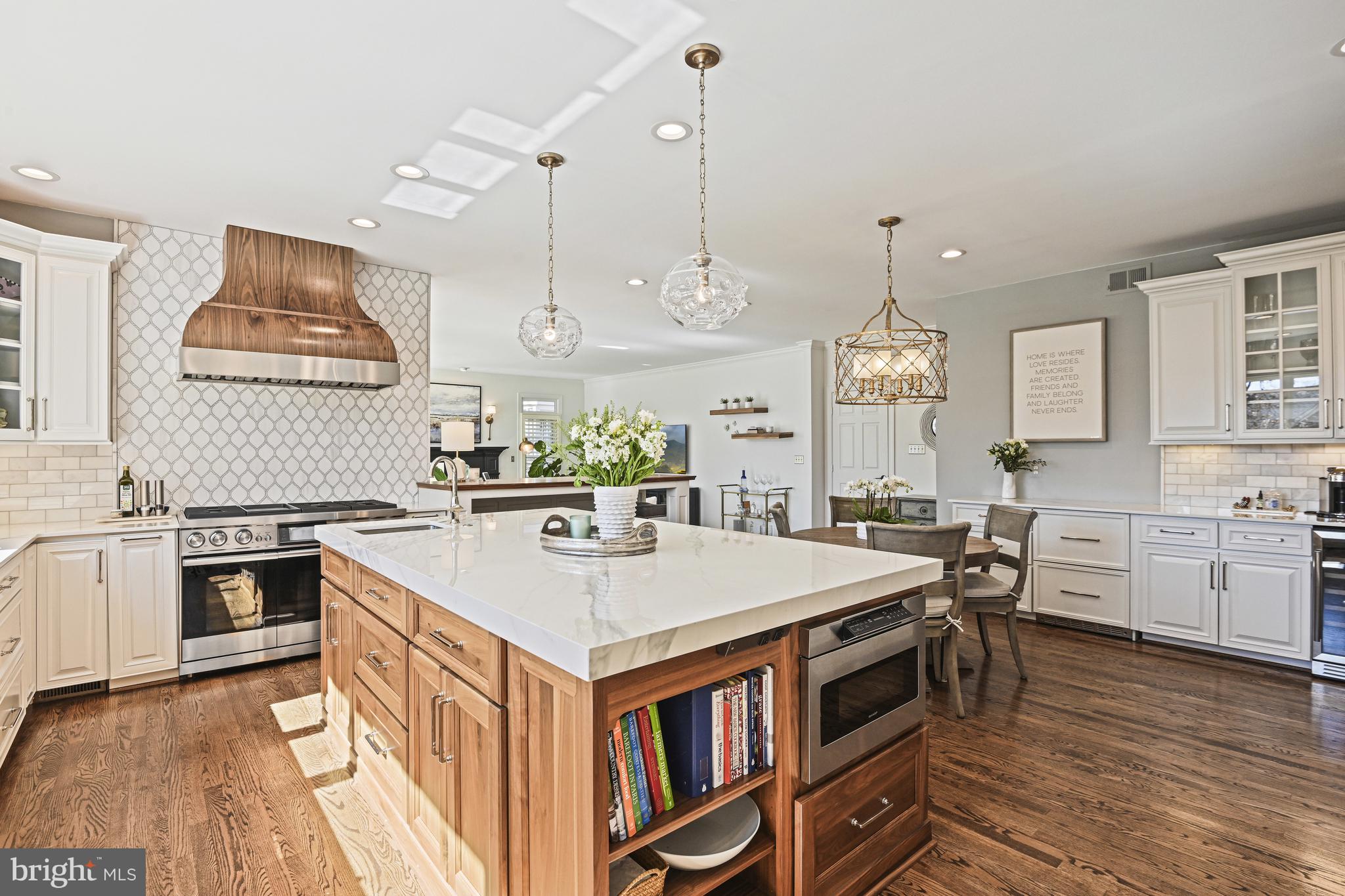 RESTON - Residential