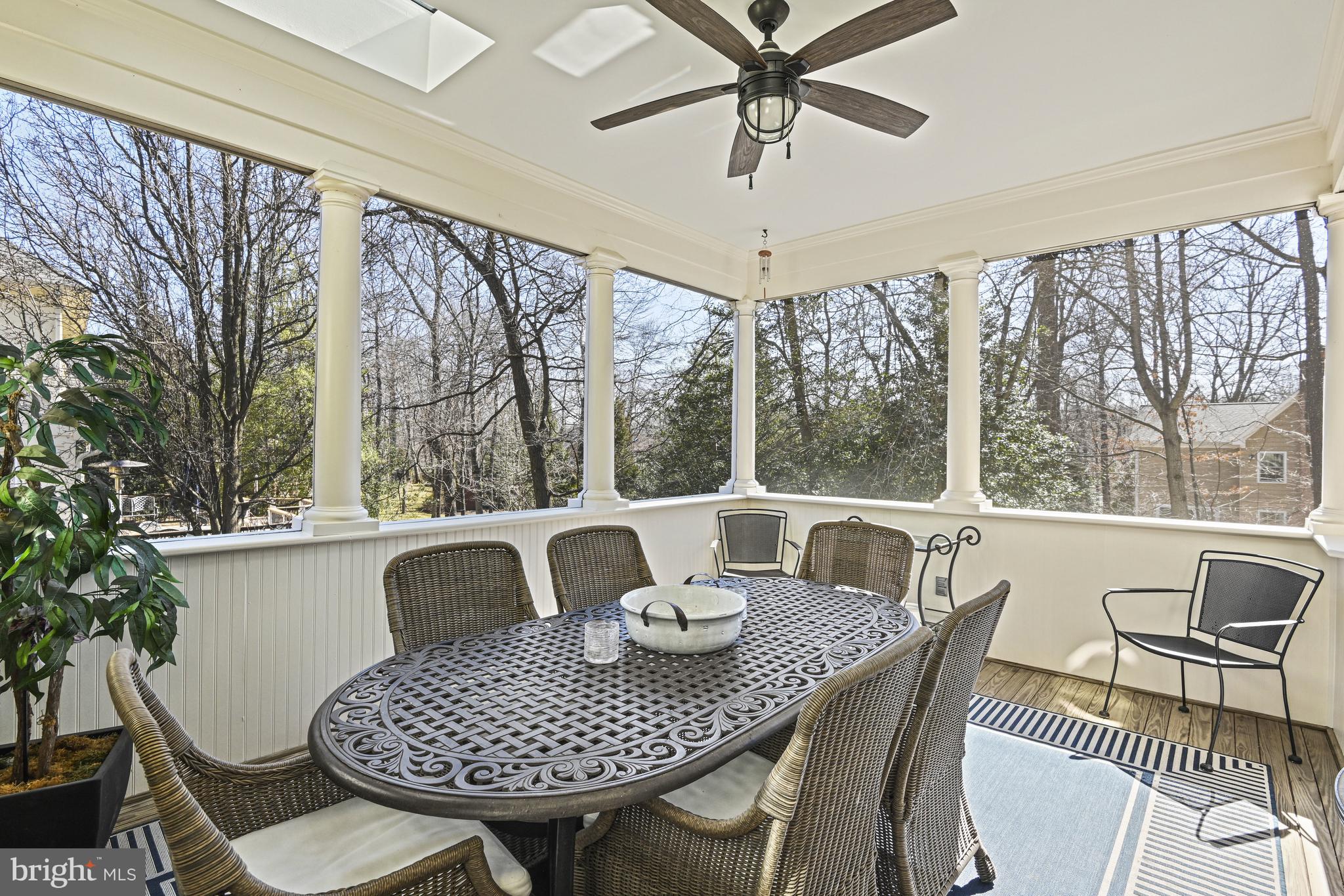 RESTON - Residential