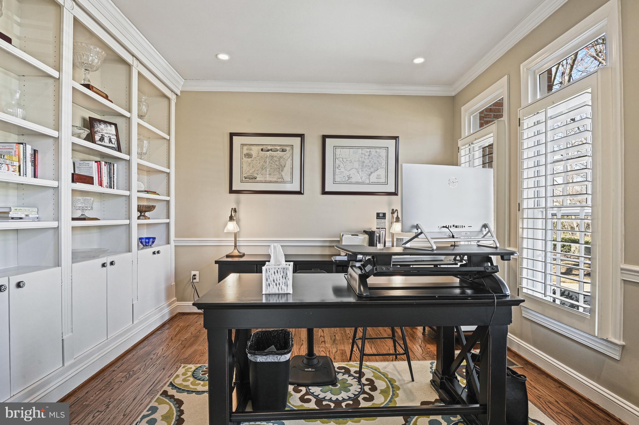 RESTON - Residential