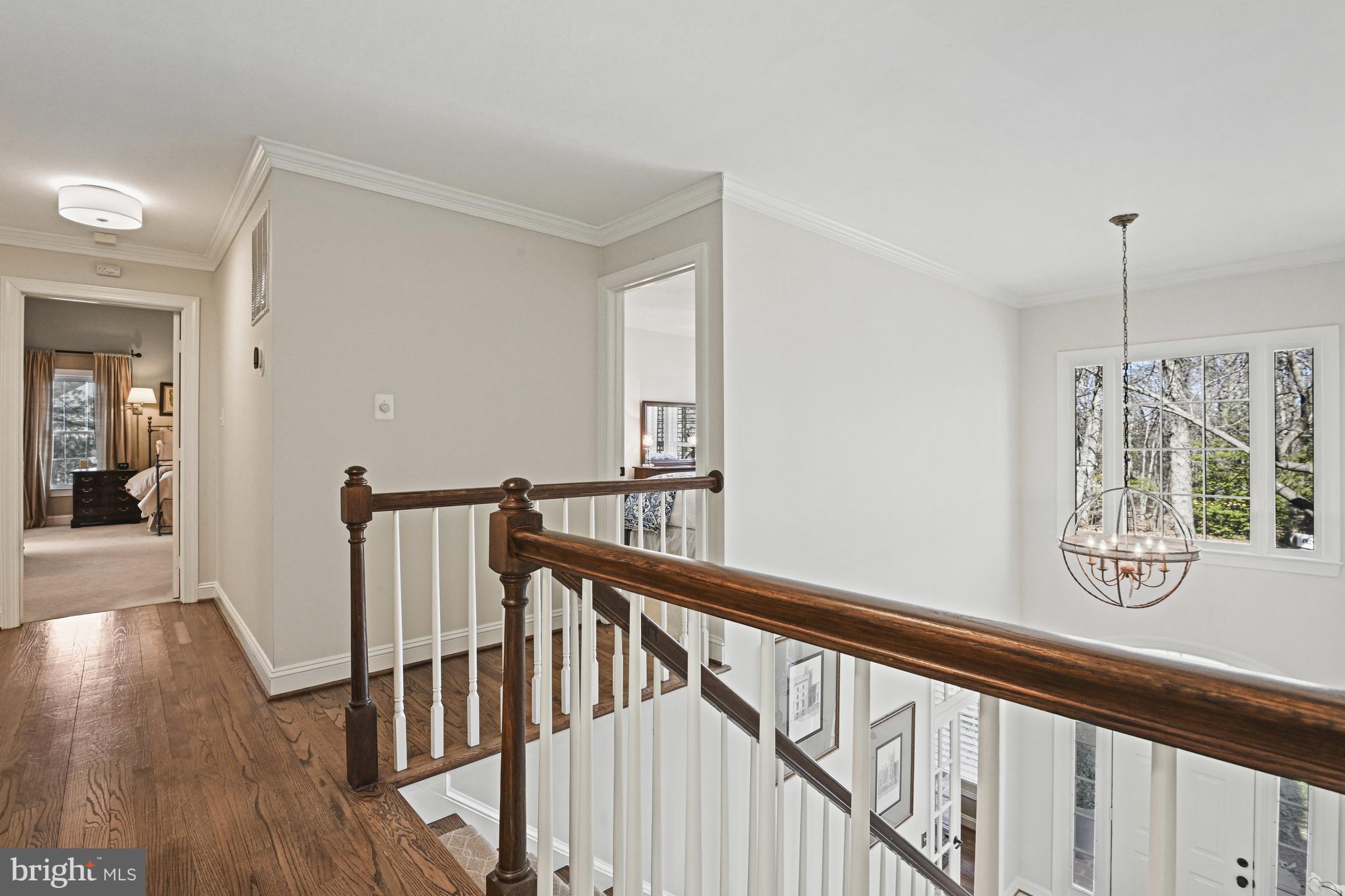 RESTON - Residential