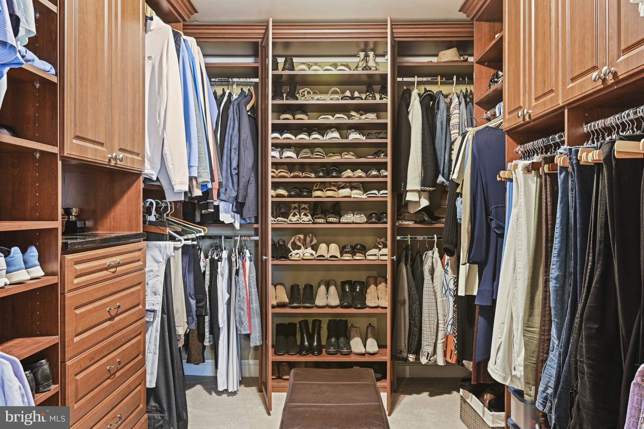 RESTON - Residential