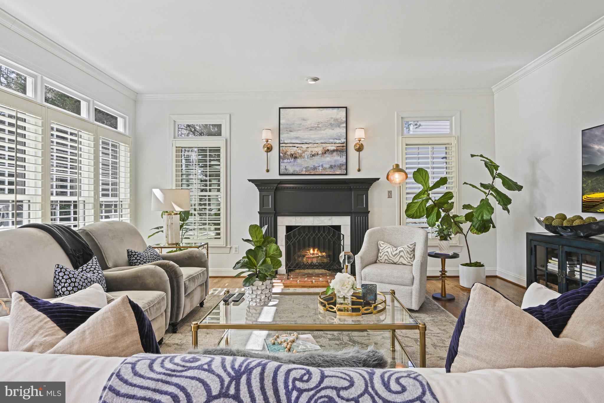 RESTON - Residential