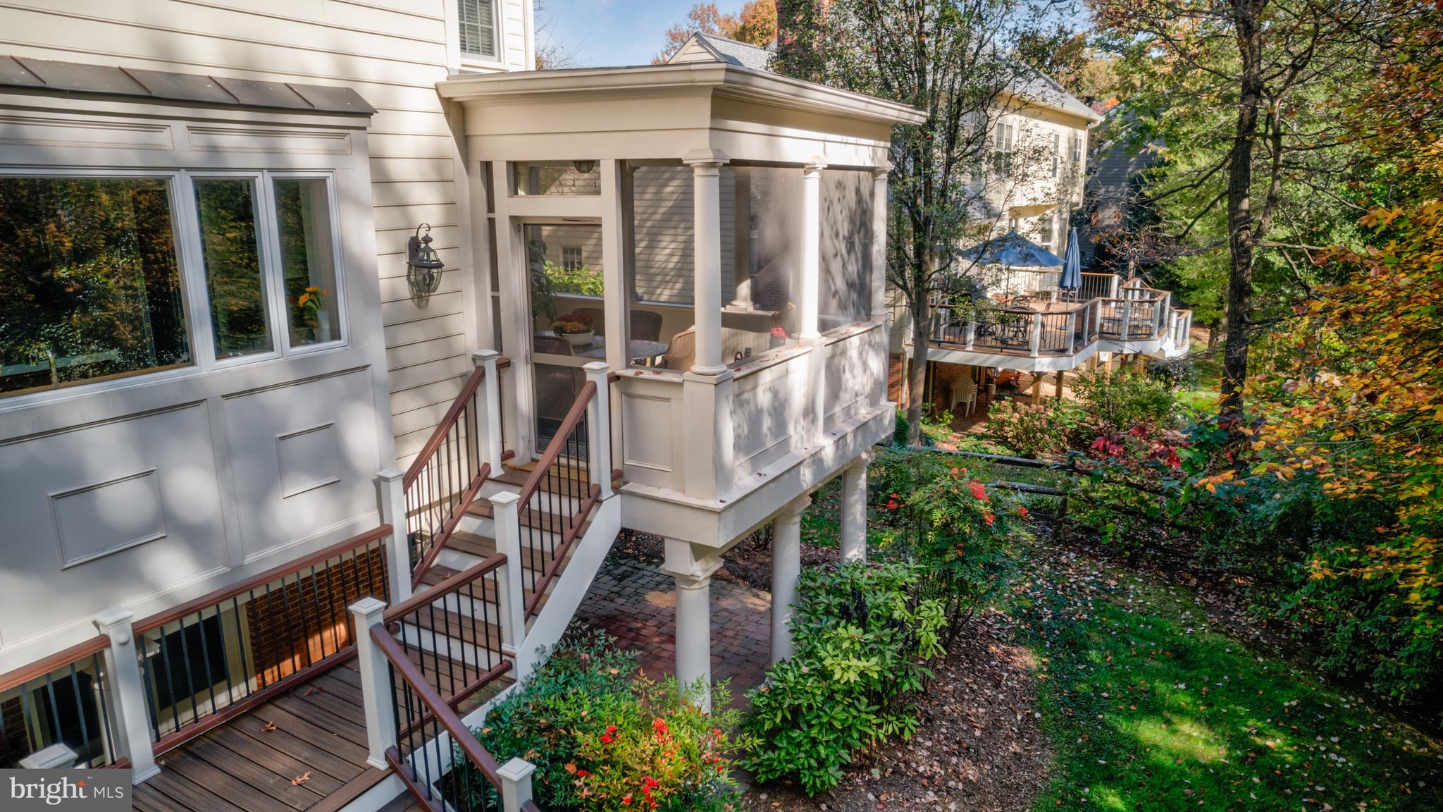 RESTON - Residential