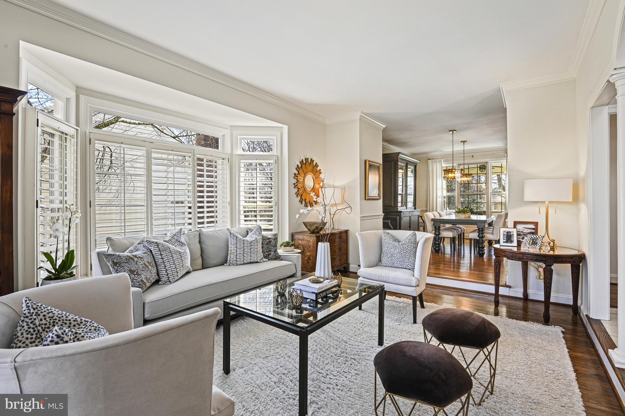 RESTON - Residential