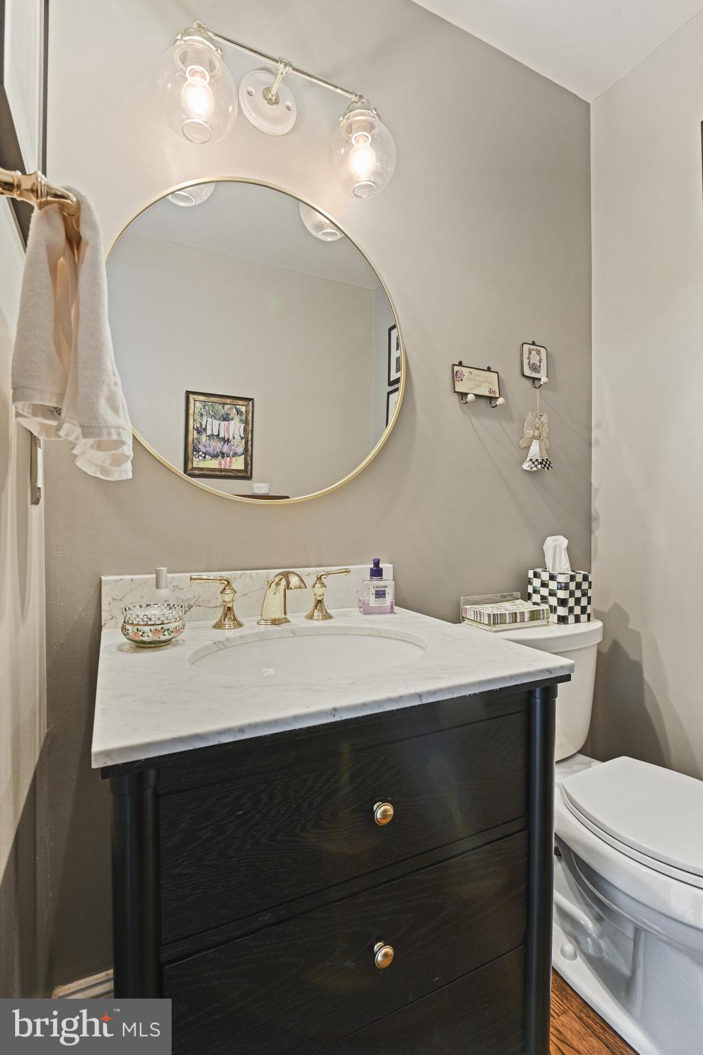 RESTON - Residential