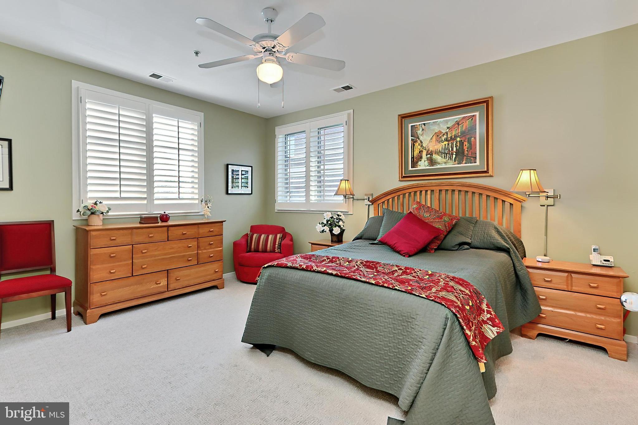 BRADDOCK LOFTS - Residential