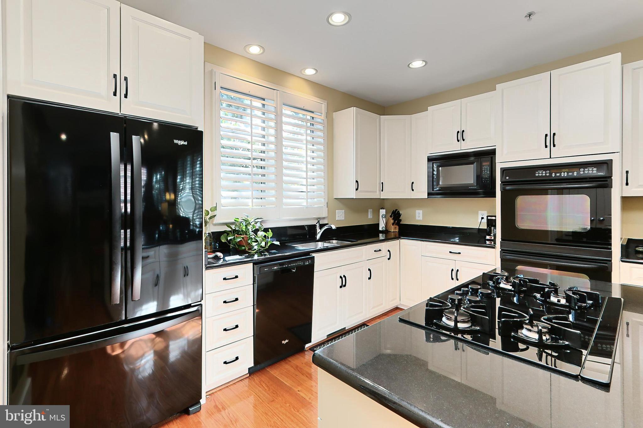 BRADDOCK LOFTS - Residential