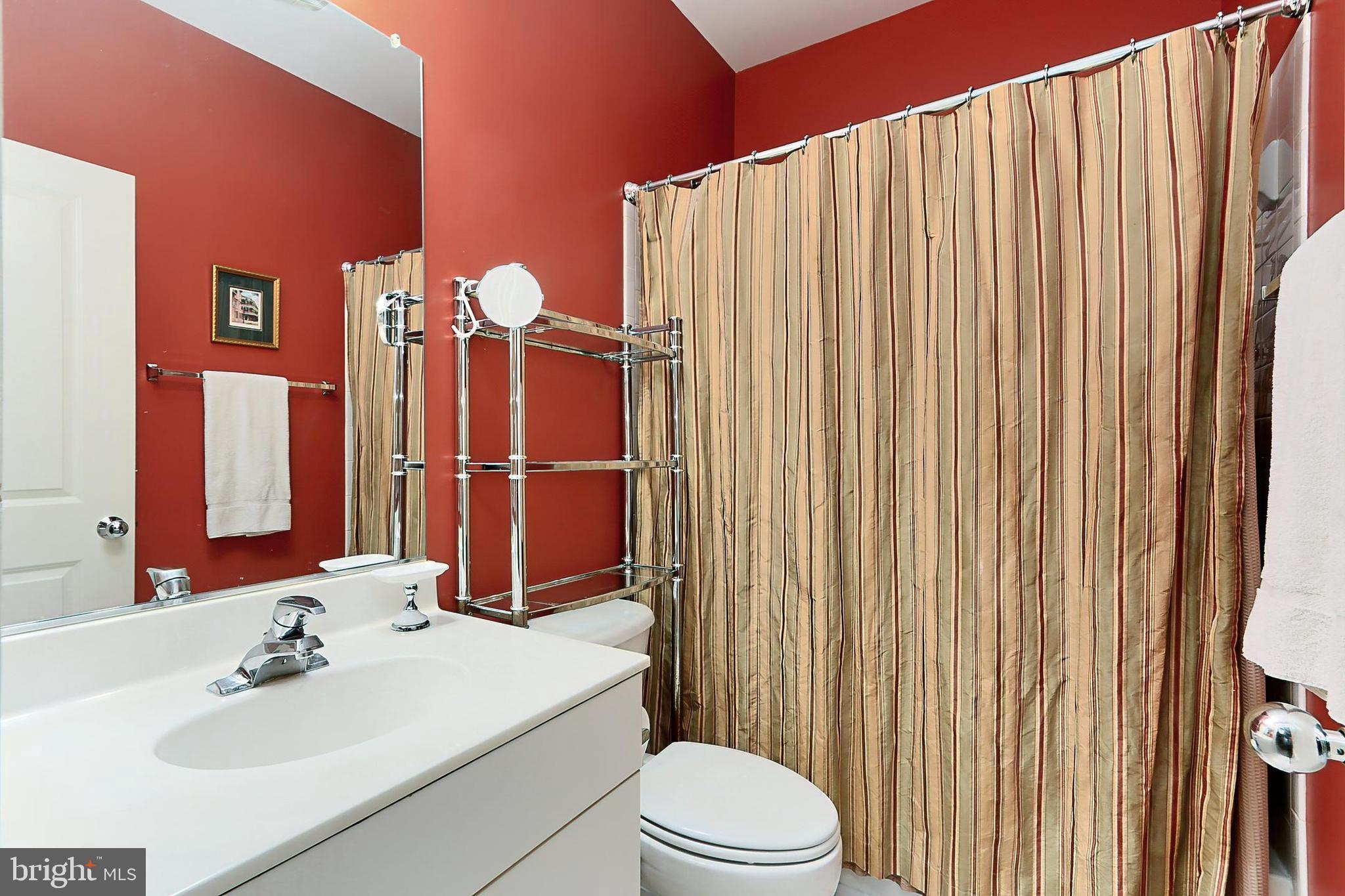 BRADDOCK LOFTS - Residential