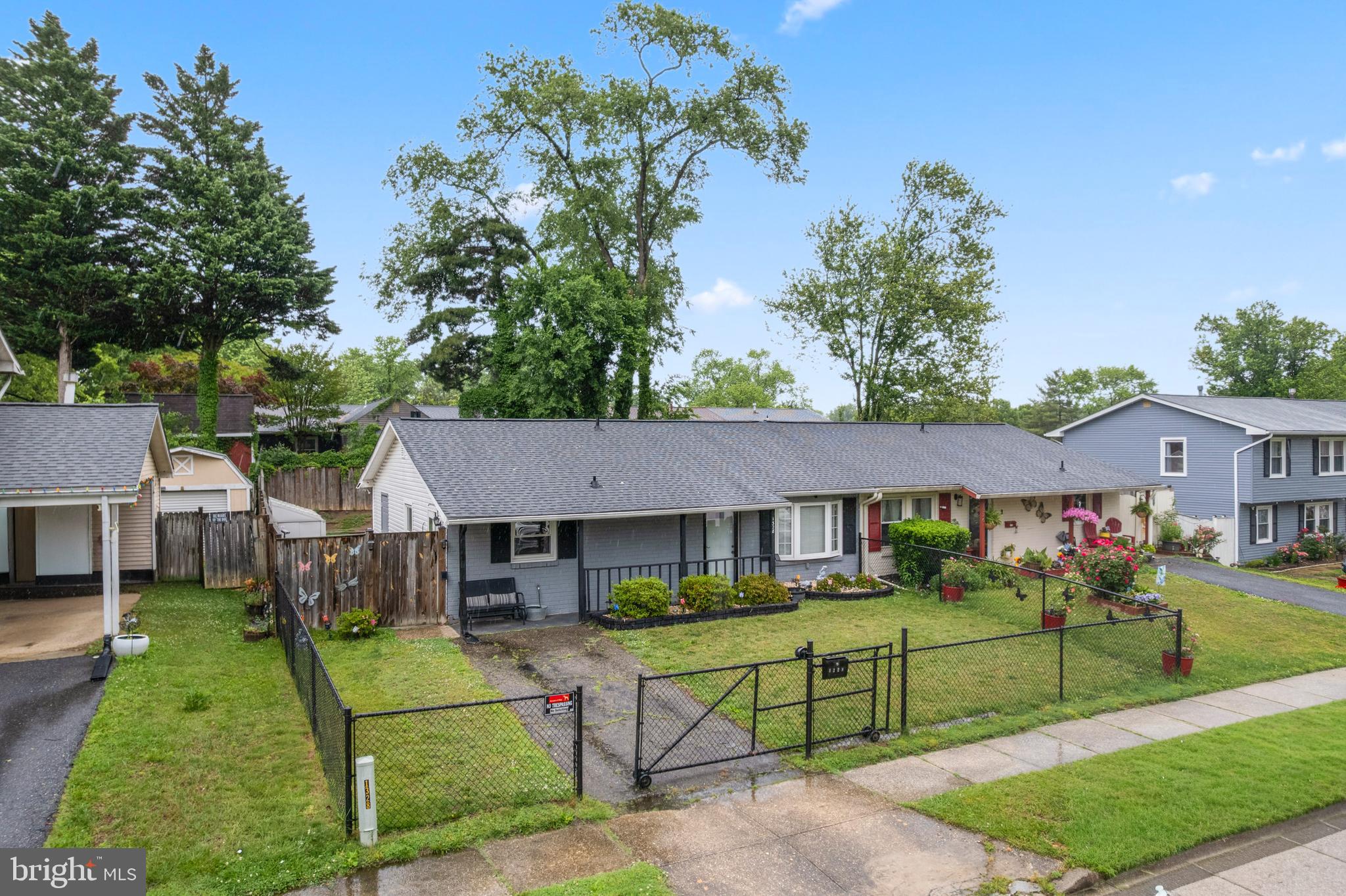 MAPLE RIDGE - Residential