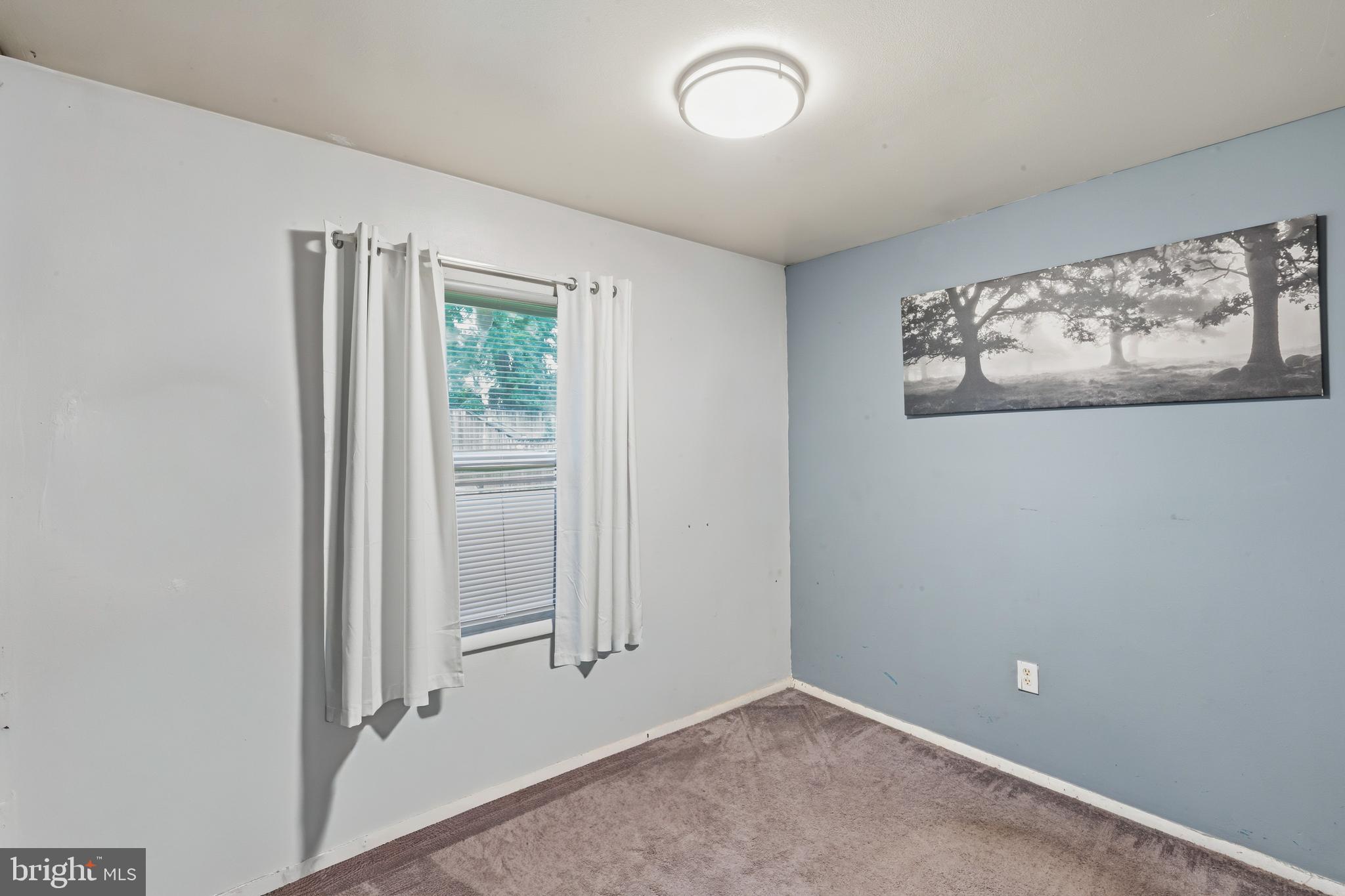 MAPLE RIDGE - Residential
