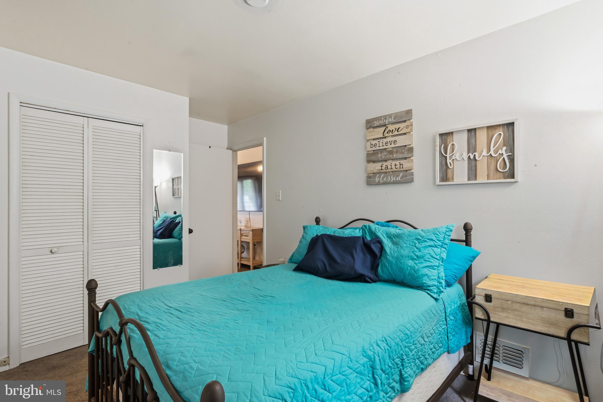 MAPLE RIDGE - Residential