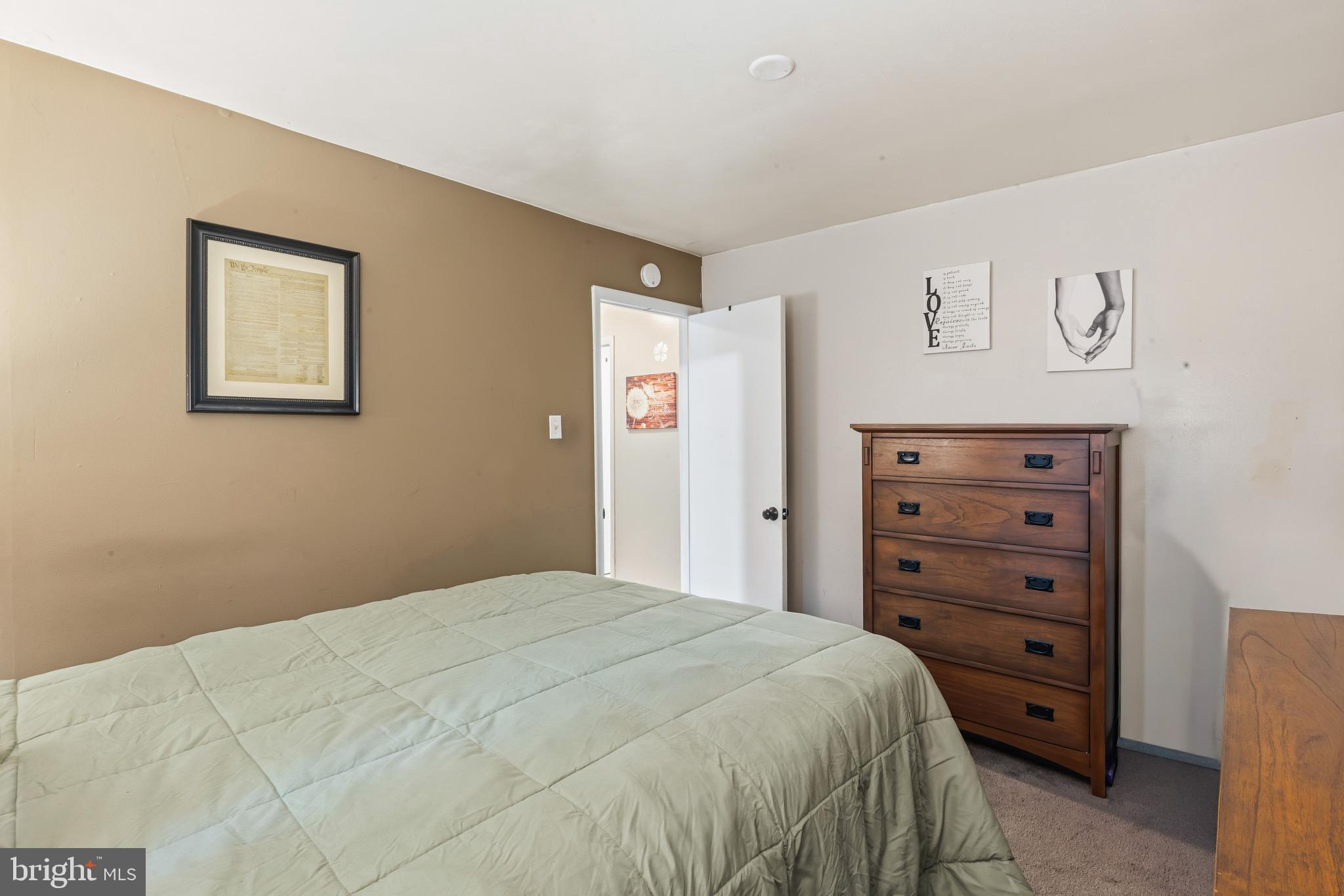 MAPLE RIDGE - Residential