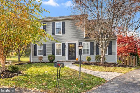 Photo of 46 Suffolk Court, DOWNINGTOWN, PA 19335 (MLS # PACT2112708)