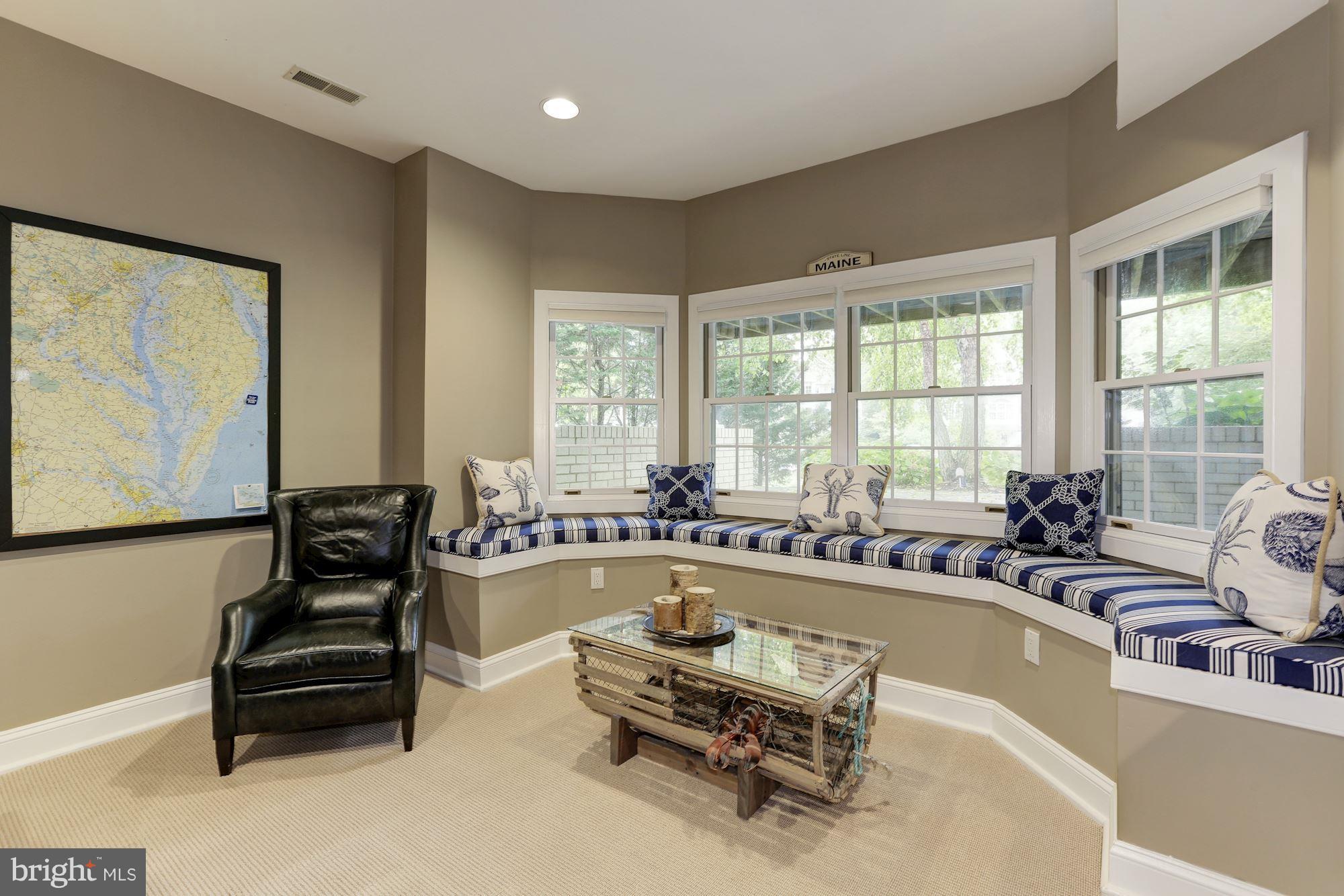 EASTPORT - Residential