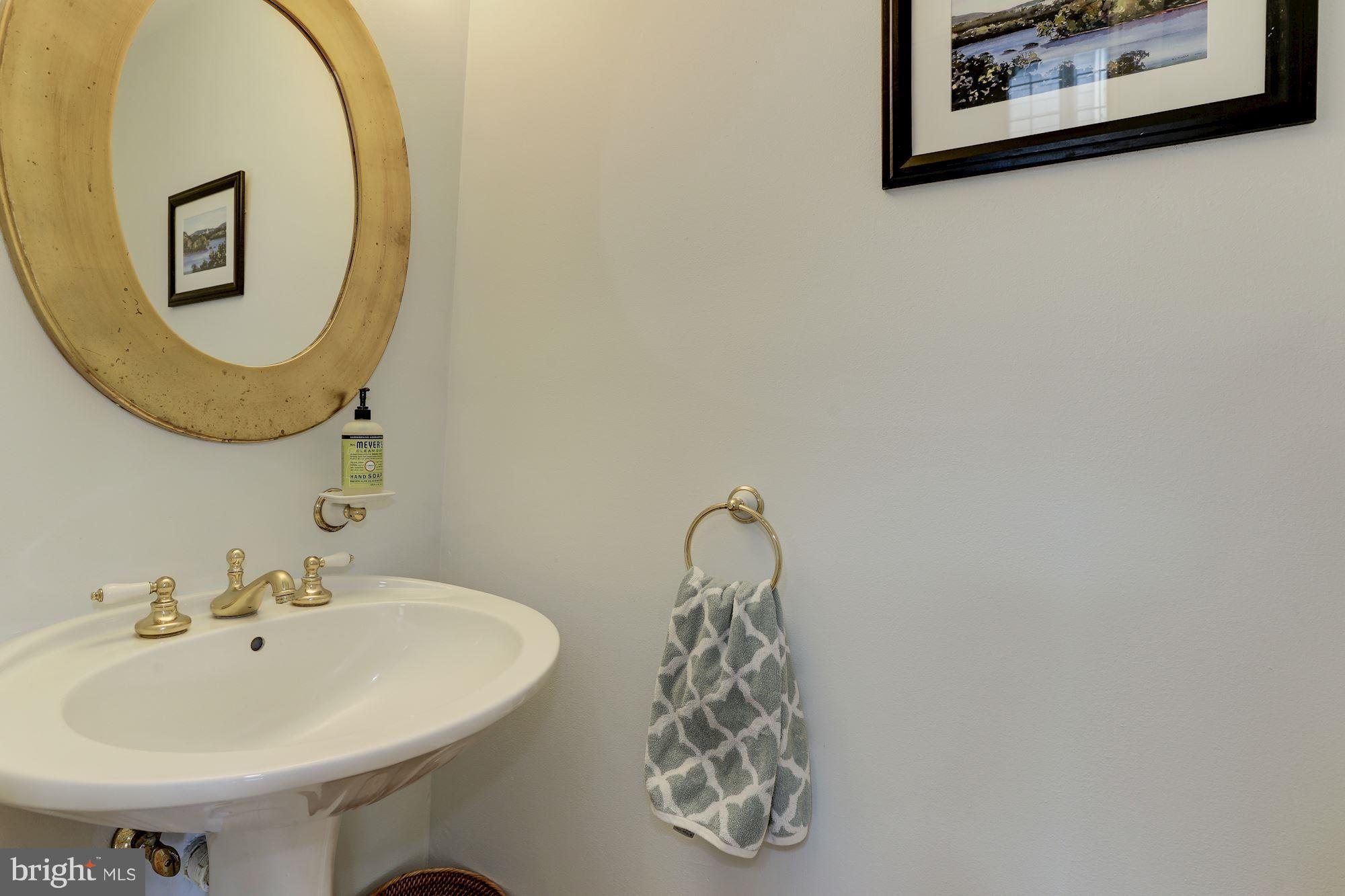 EASTPORT - Residential