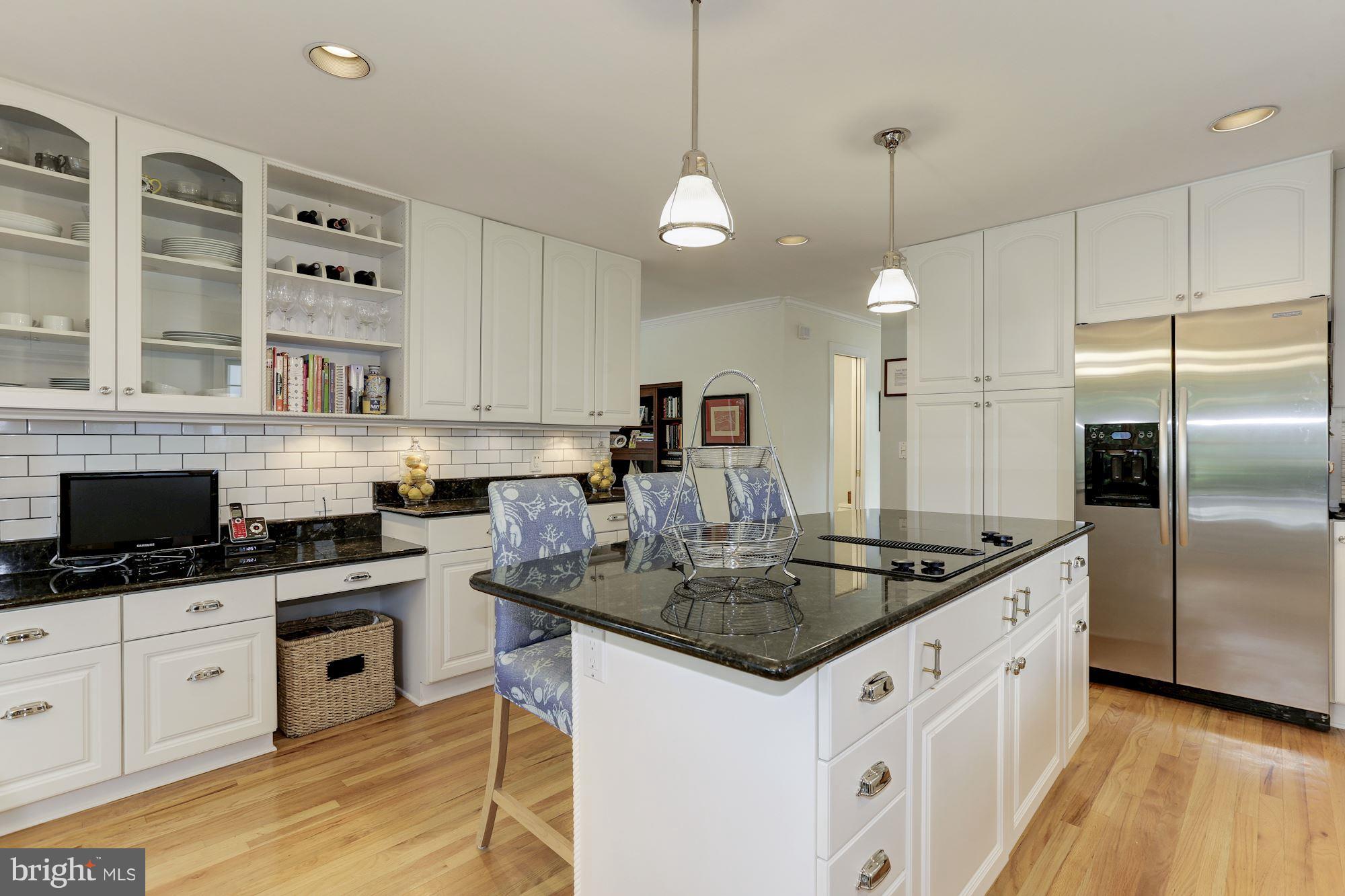 EASTPORT - Residential