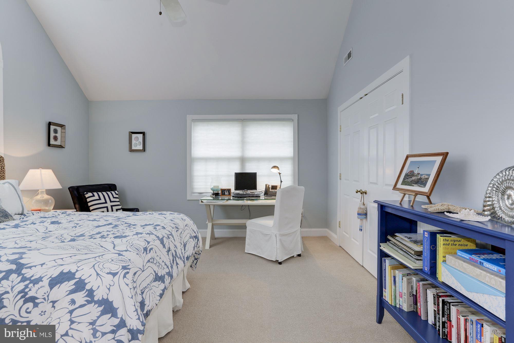 EASTPORT - Residential