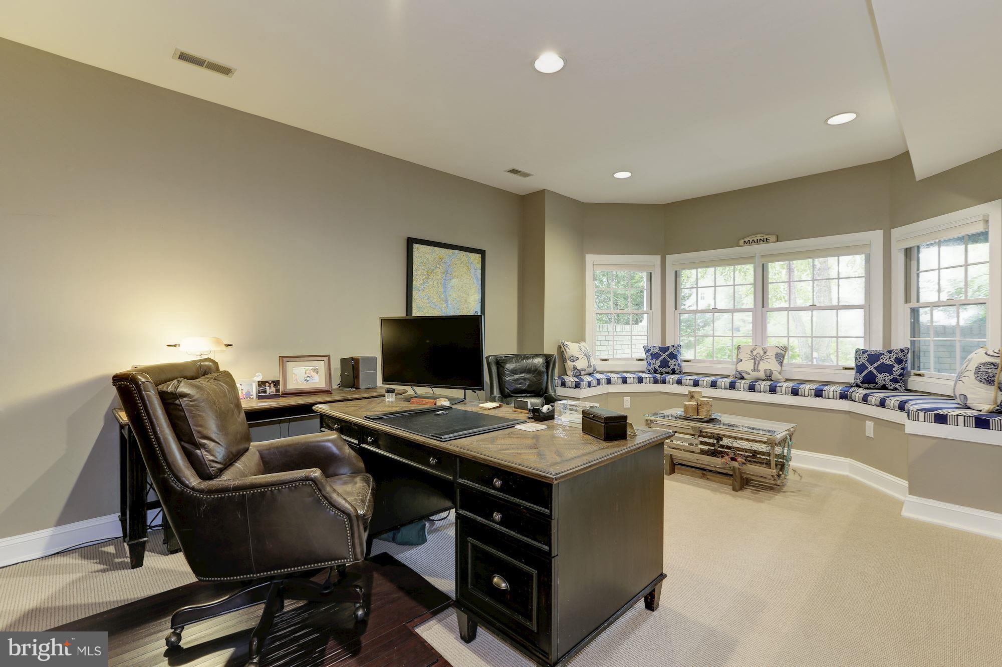 EASTPORT - Residential