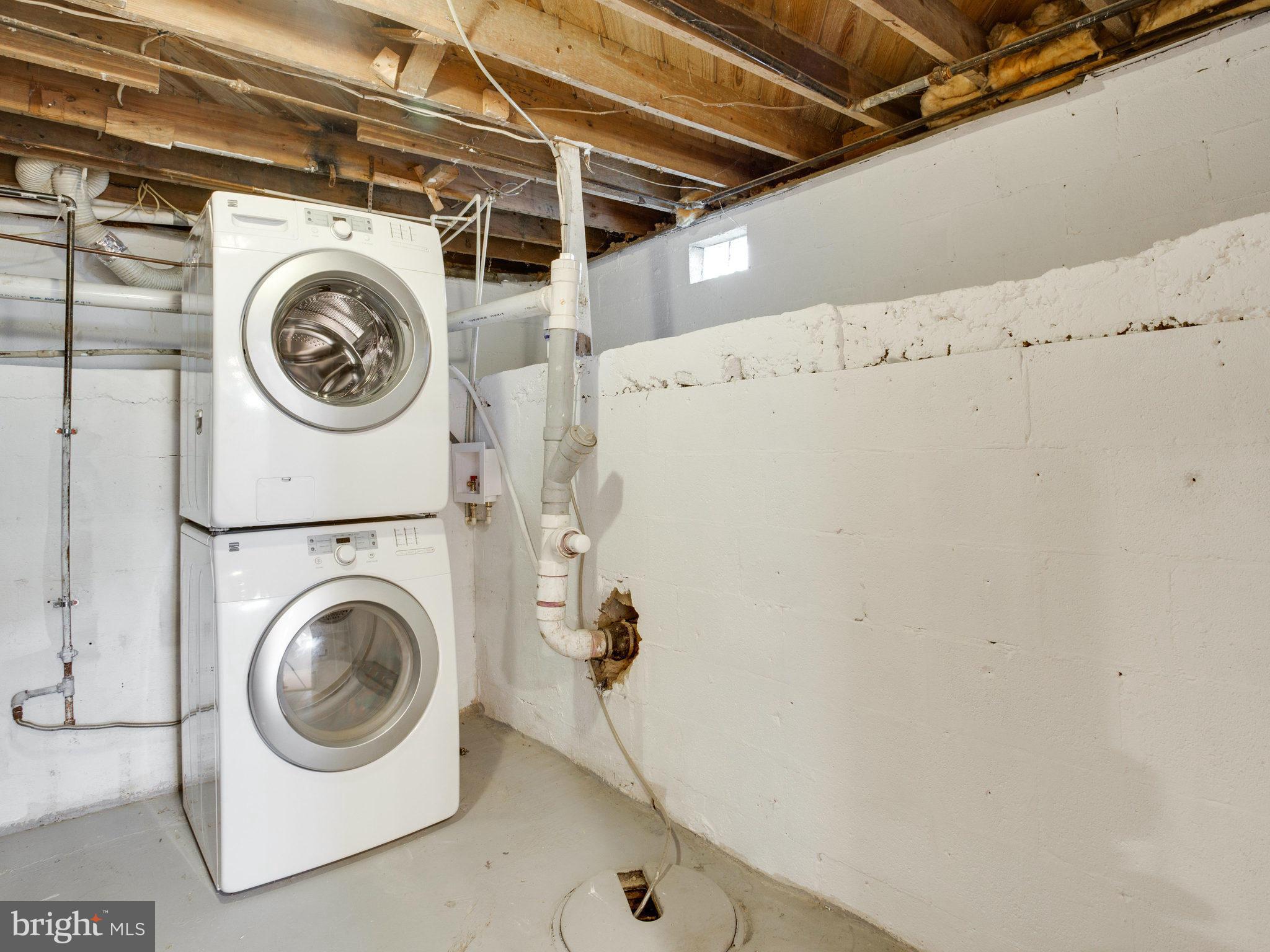 LAUREL GARDENS - Residential