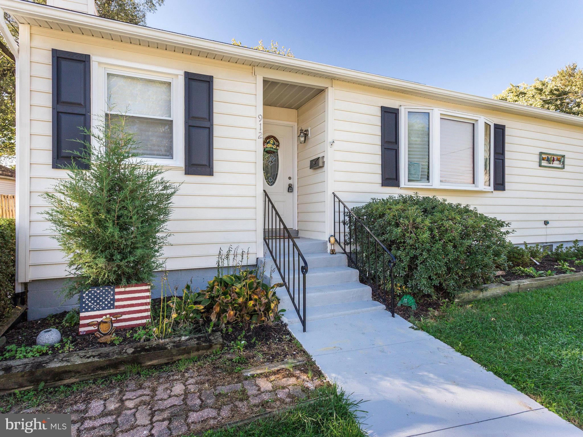 LAUREL GARDENS - Residential