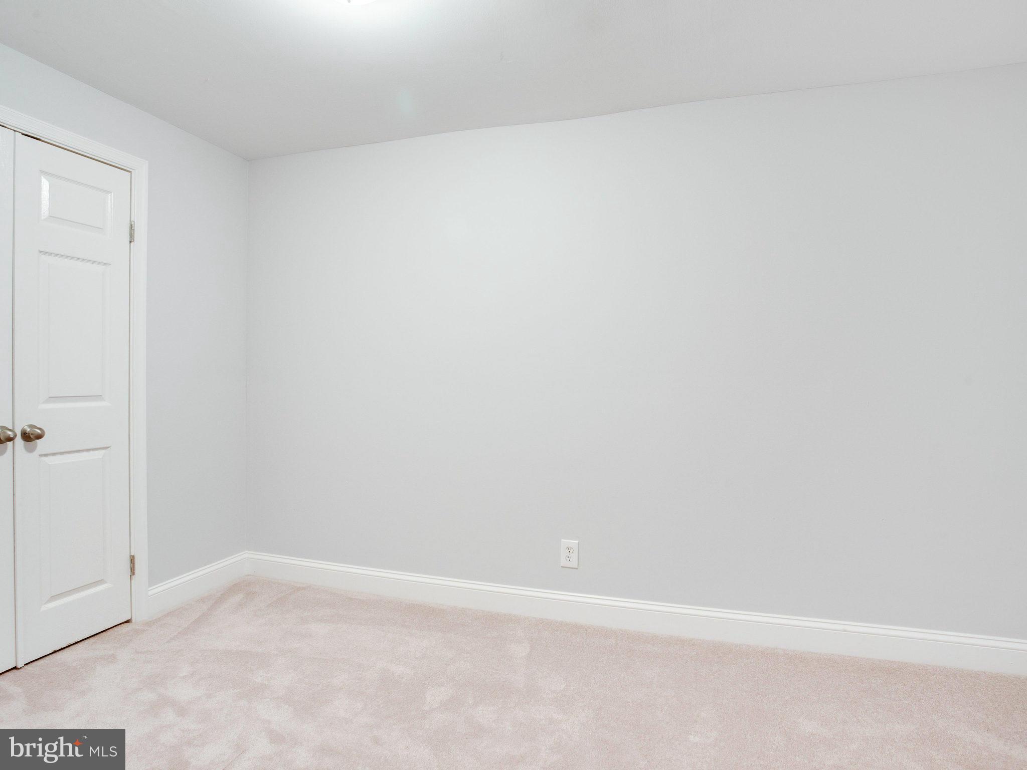 LAUREL GARDENS - Residential