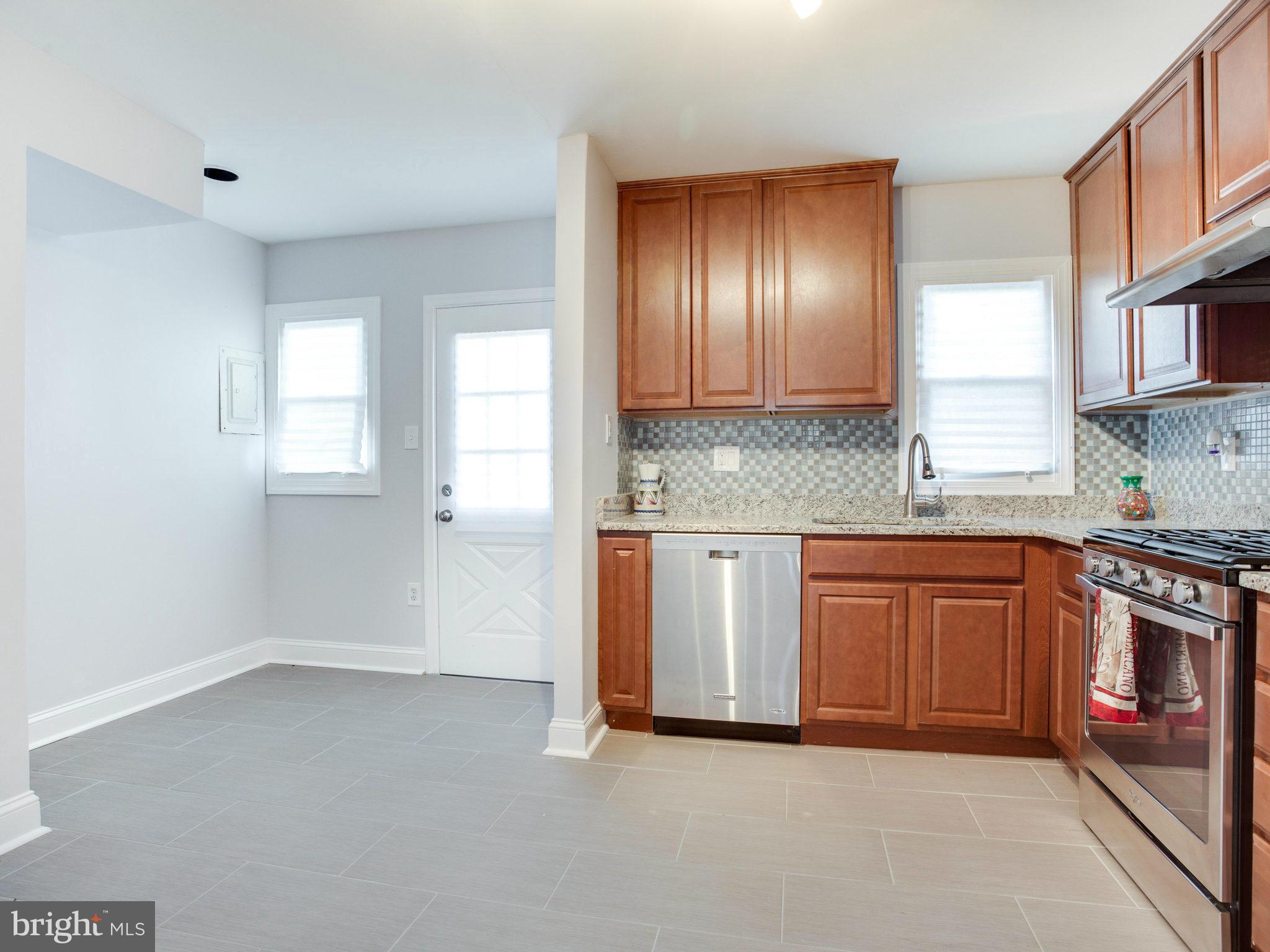 LAUREL GARDENS - Residential