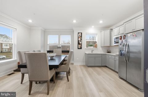 Tiny photo for 11101 Applecross Court, WHITE PLAINS, MD 20695 (MLS # MDCH2055260)