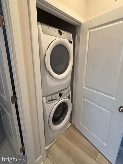 Tiny photo for 11101 Applecross Court, WHITE PLAINS, MD 20695 (MLS # MDCH2055260)