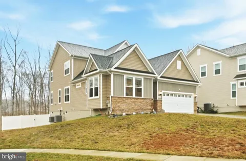 MLS: MDCH2055260
