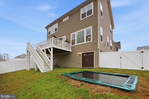 Tiny photo for 11101 Applecross Court, WHITE PLAINS, MD 20695 (MLS # MDCH2055260)