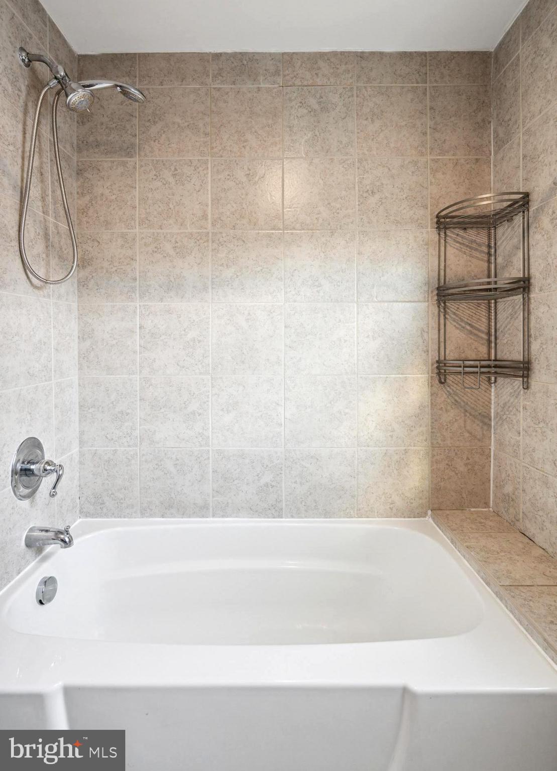 PHILADELPHIA (SOUTH) - Residential Lease