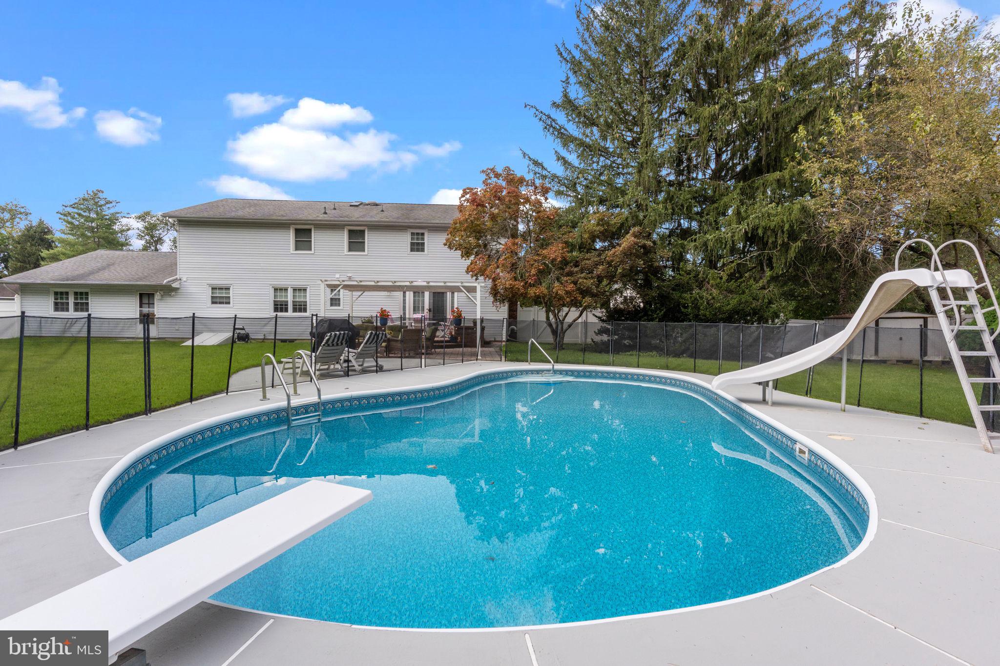 31 WINDSOR DRIVE