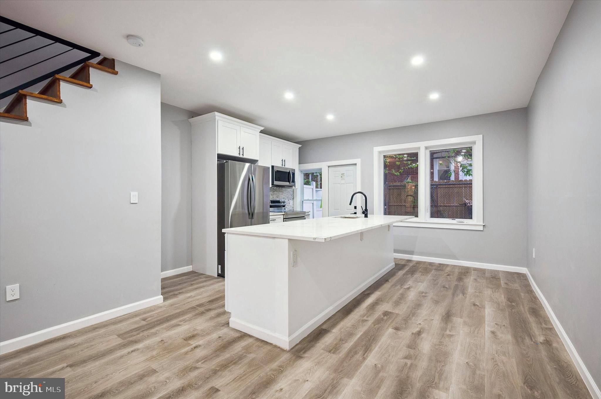 COBBS CREEK - Residential