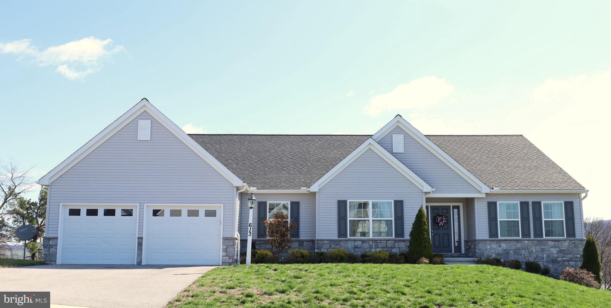 EAGLES VIEW - Residential