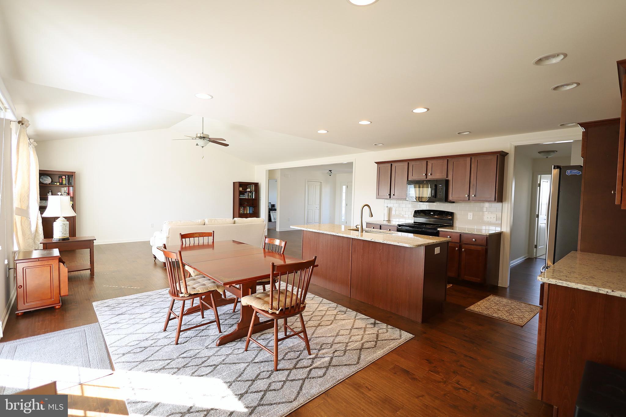 EAGLES VIEW - Residential