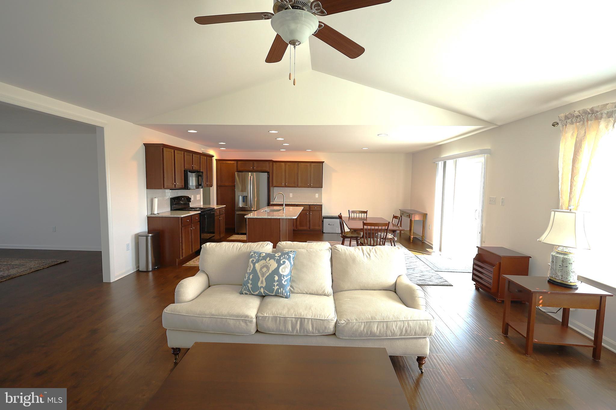 EAGLES VIEW - Residential