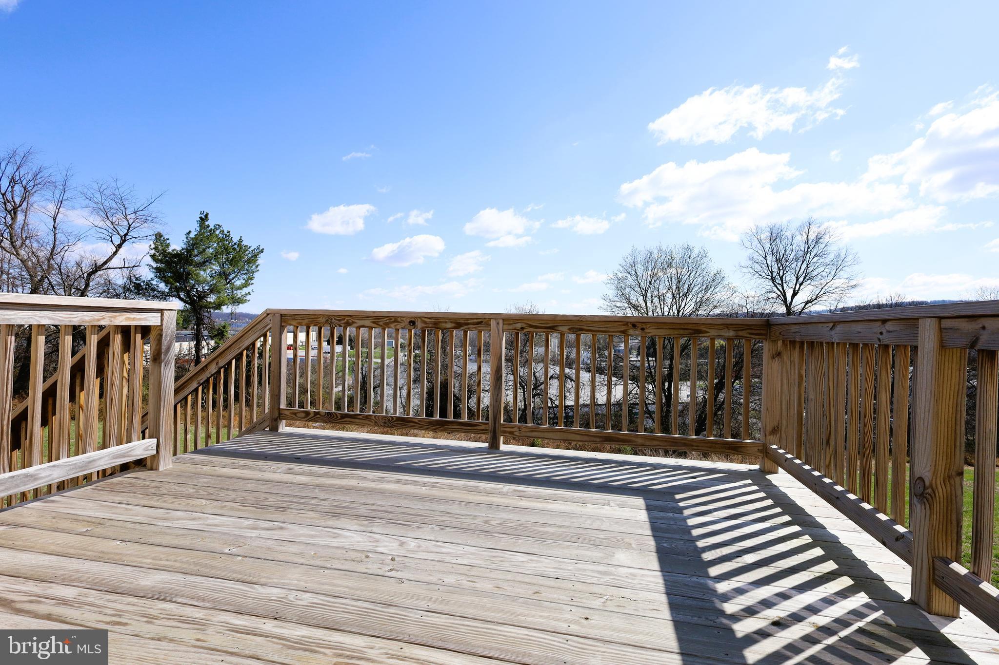 EAGLES VIEW - Residential