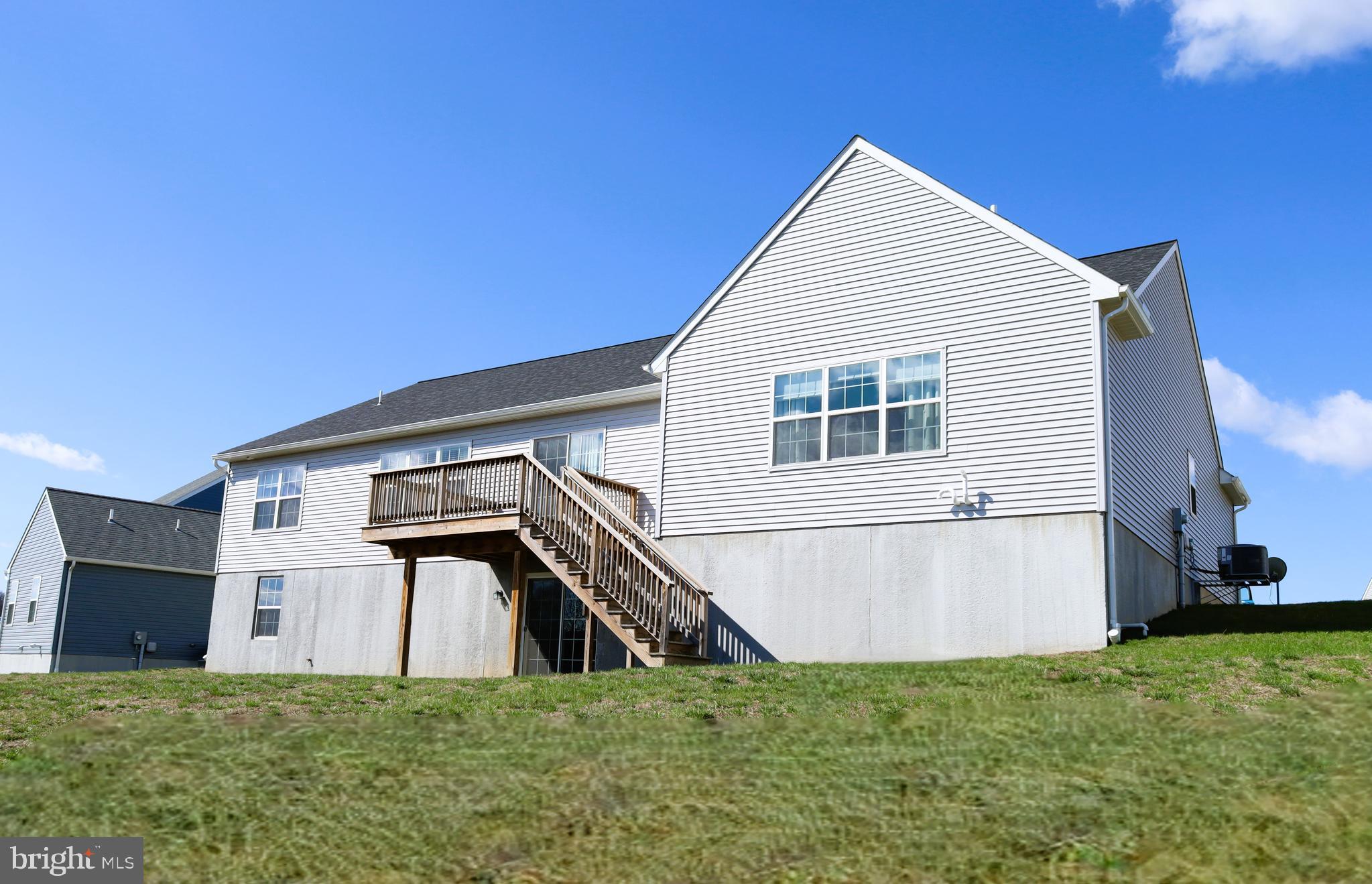 EAGLES VIEW - Residential