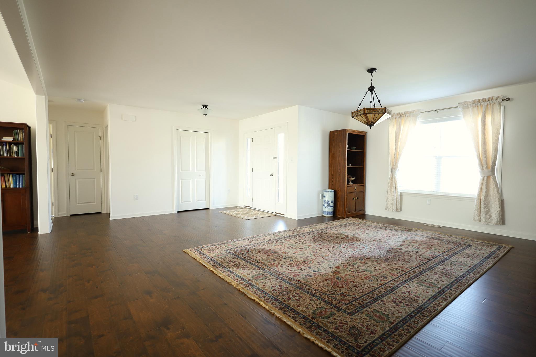 EAGLES VIEW - Residential